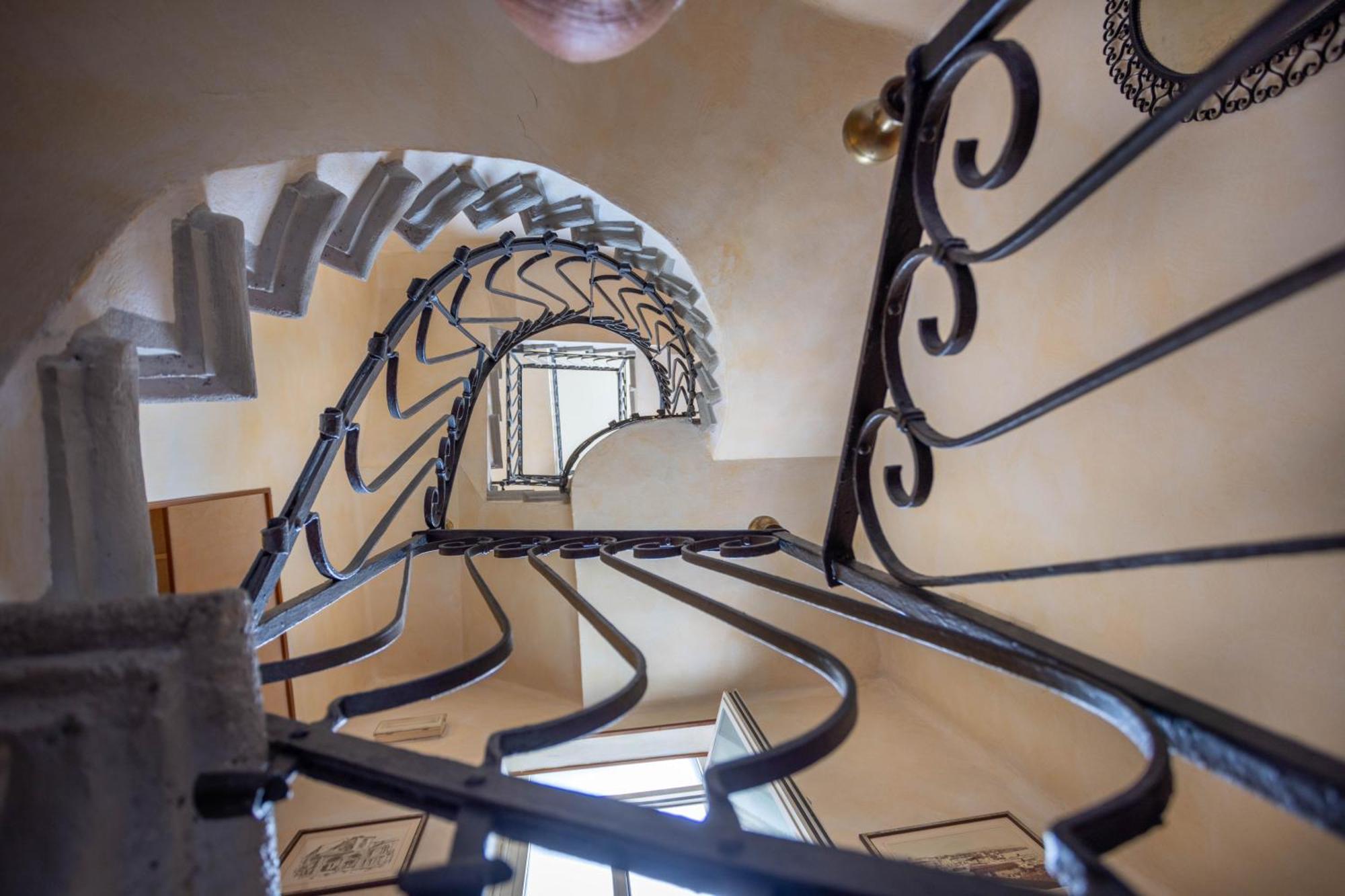 Hotel Giardinetto Desenzano del Garda Bagian luar foto